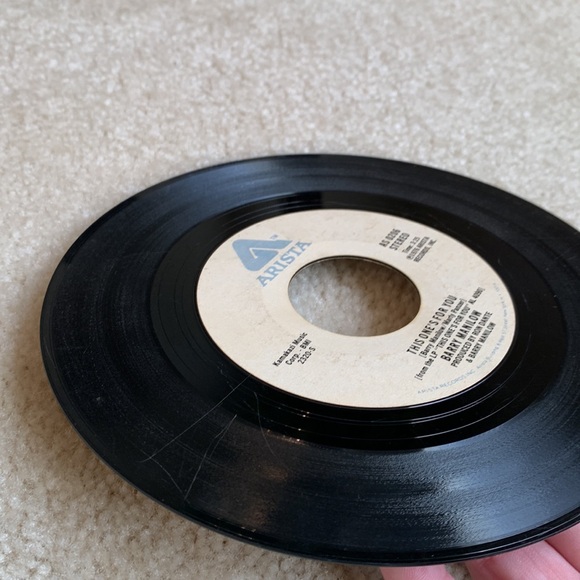 3 Vintage Barry Manilow 7” Vinyl Records - Picture 3 of 15